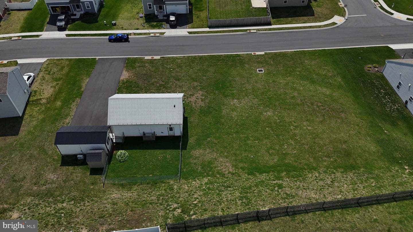 111 Kiskadee Drive photo 9