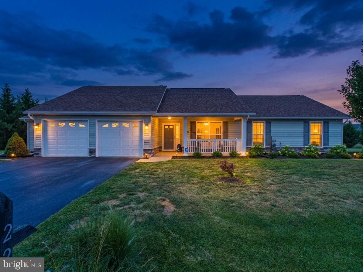 222 Balmoral Lane photo 1