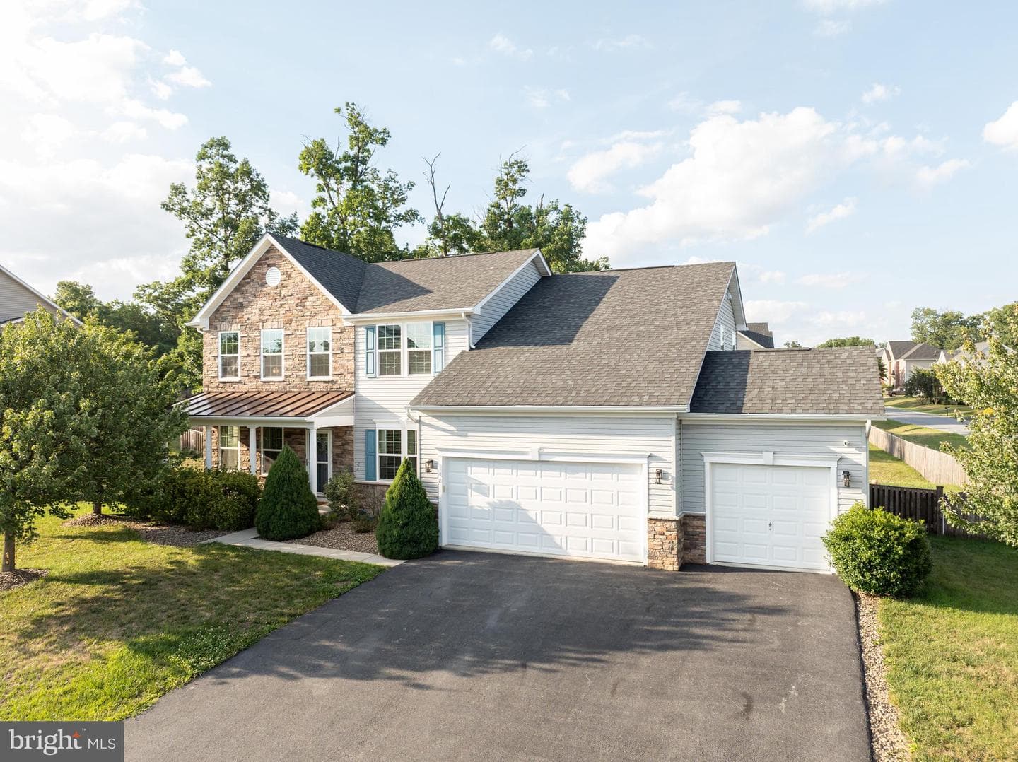 18 Trout River Terrace photo 1