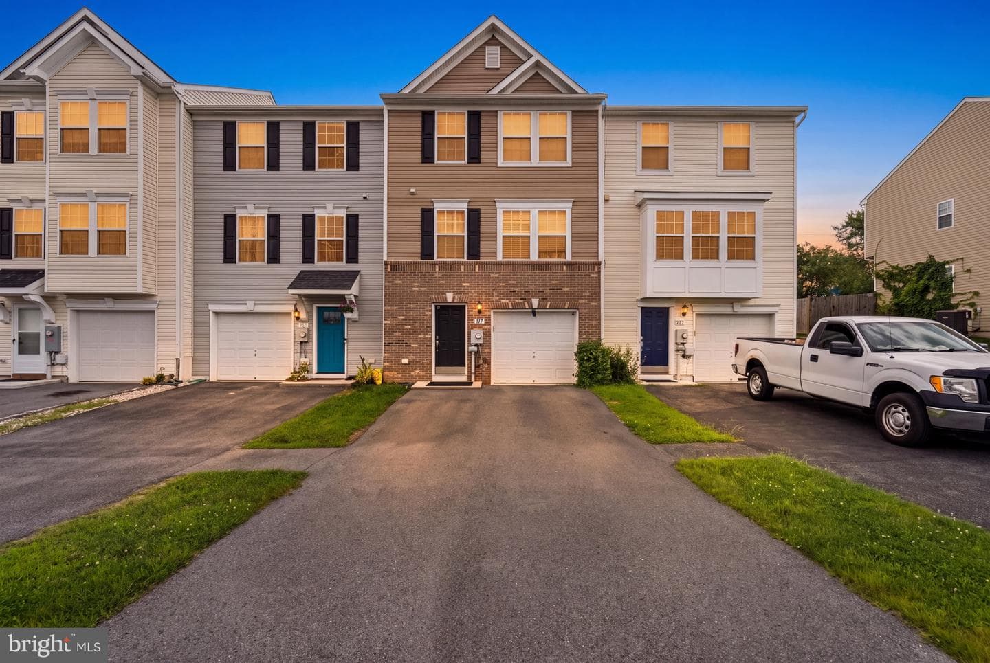 117 Natural Way photo 1