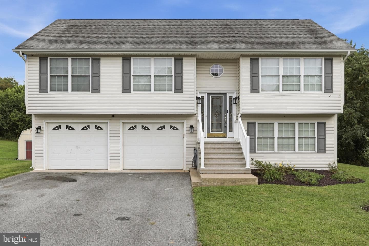 30 Gordon Drive photo 1