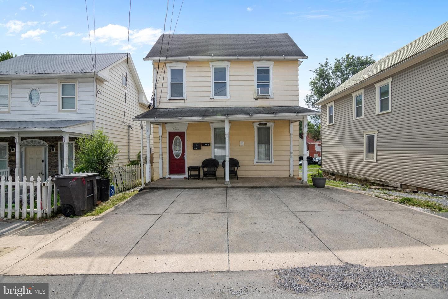 311 Boyd Avenue photo 1