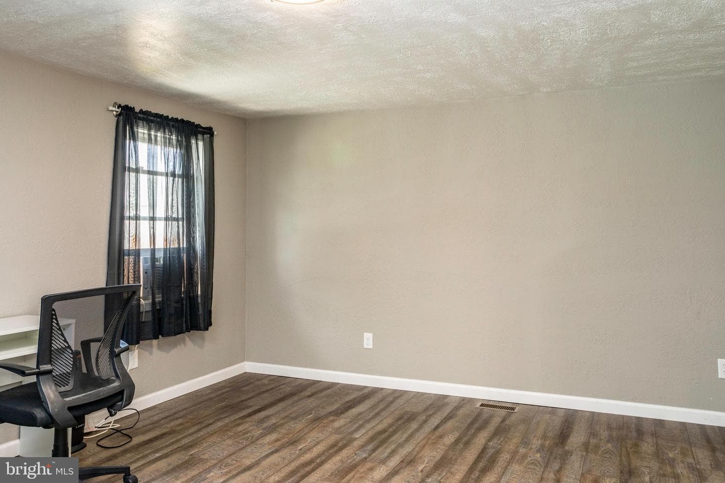 12 Fort Hill Avenue photo 9