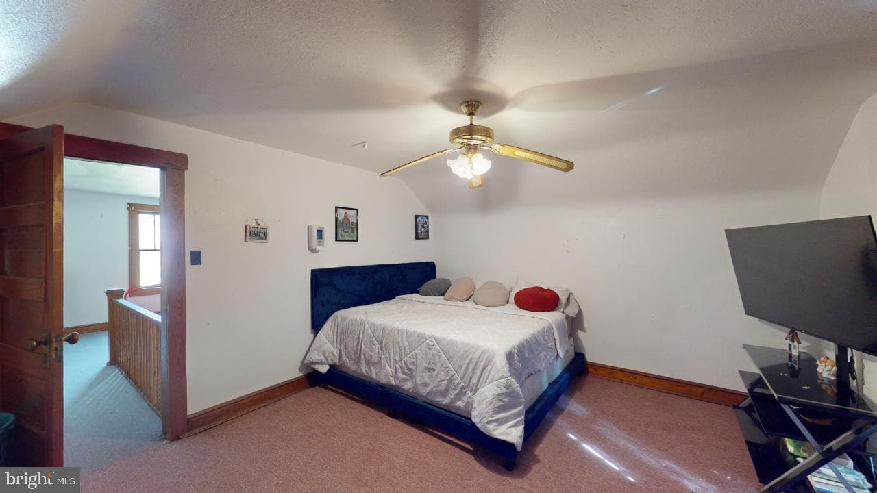 2042 Front Street photo 31