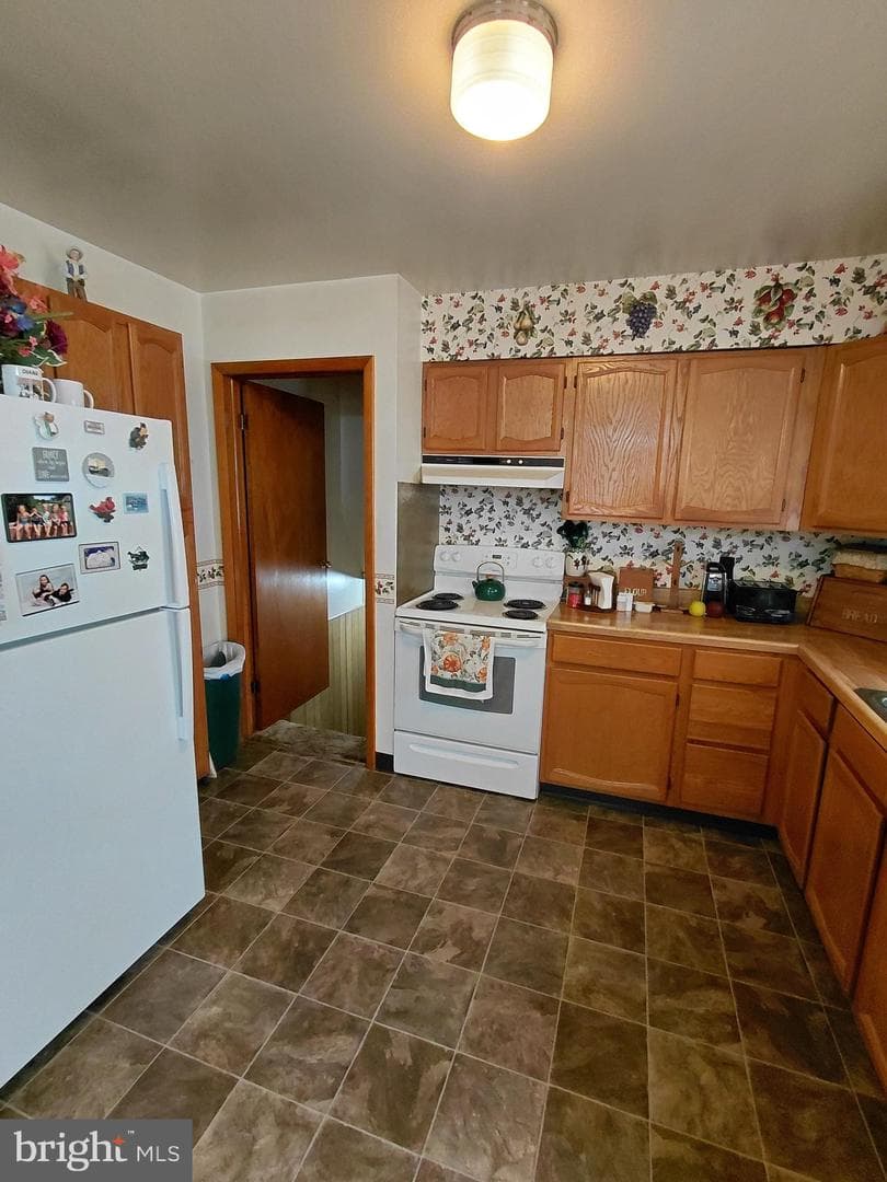 112 Grant Street photo 14