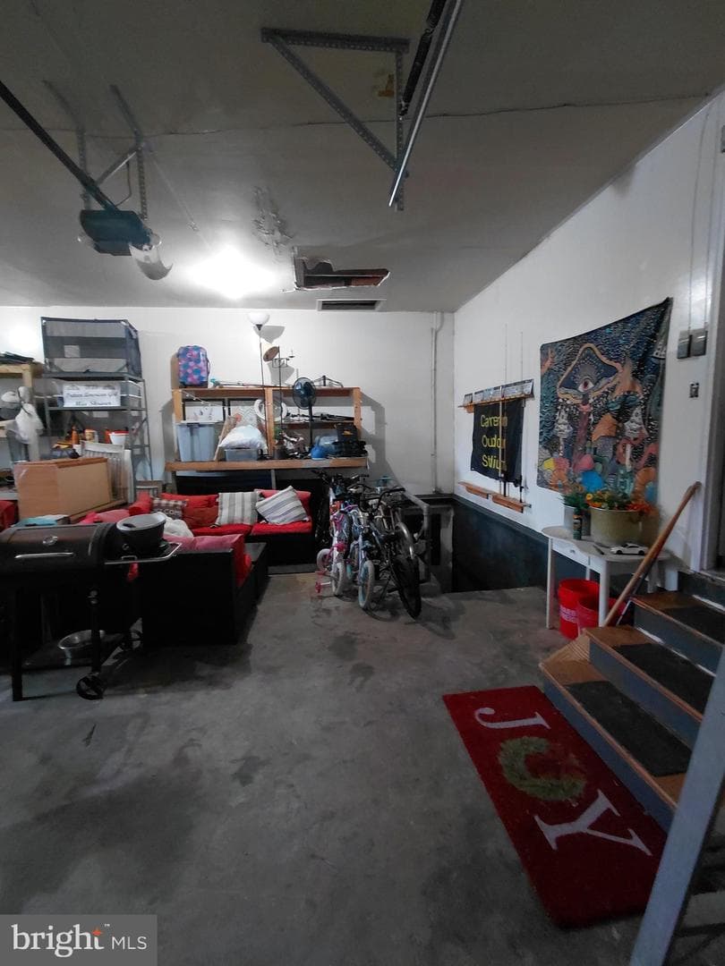 1 Pepsi Lane photo 67