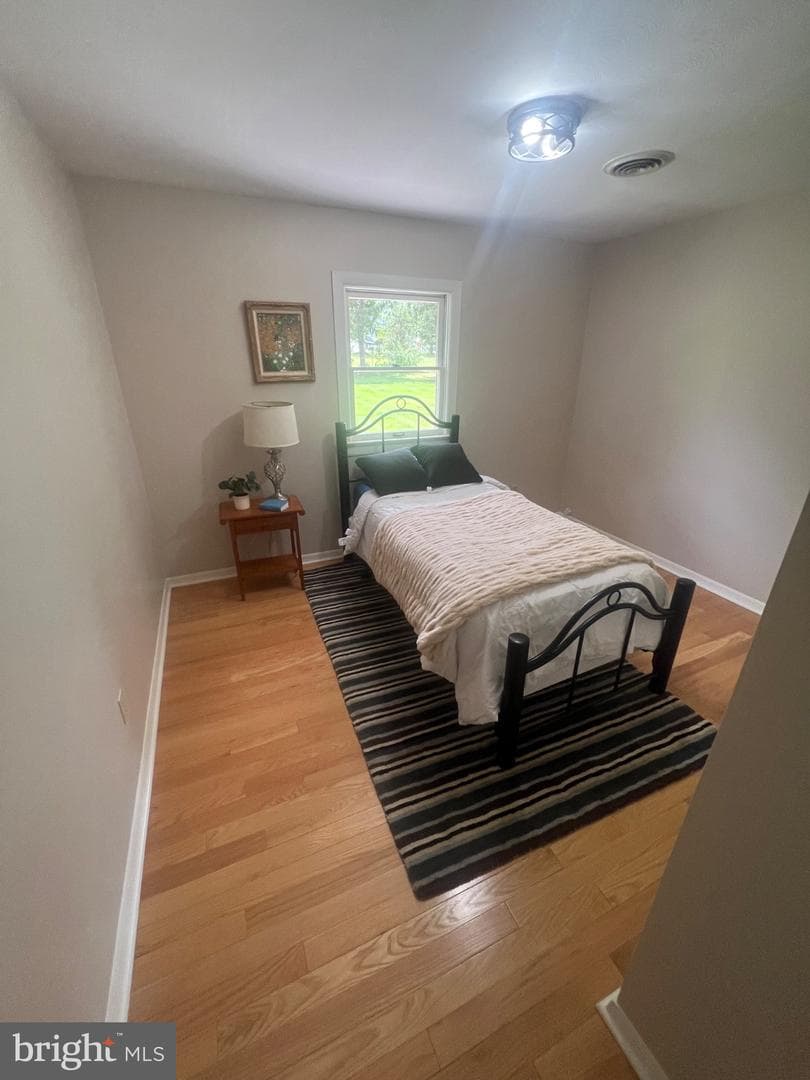 395 Point Dr photo 8
