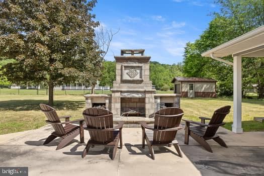 107 Trout Lane photo 36