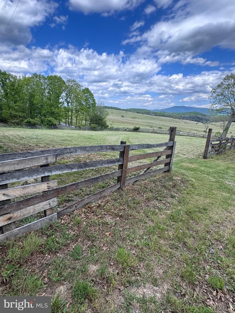 155 Foxdale Lane photo 45