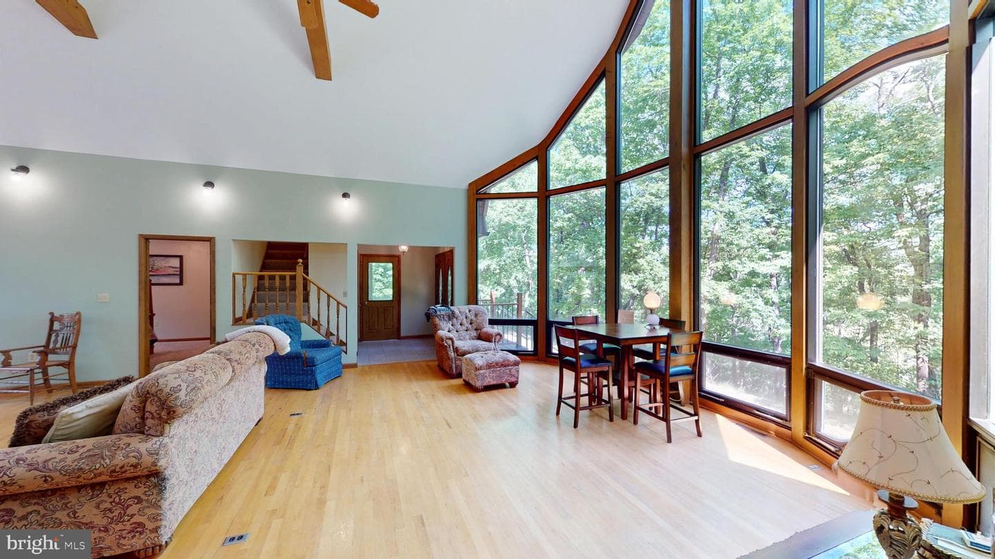 500 Maryvale Lane photo 12