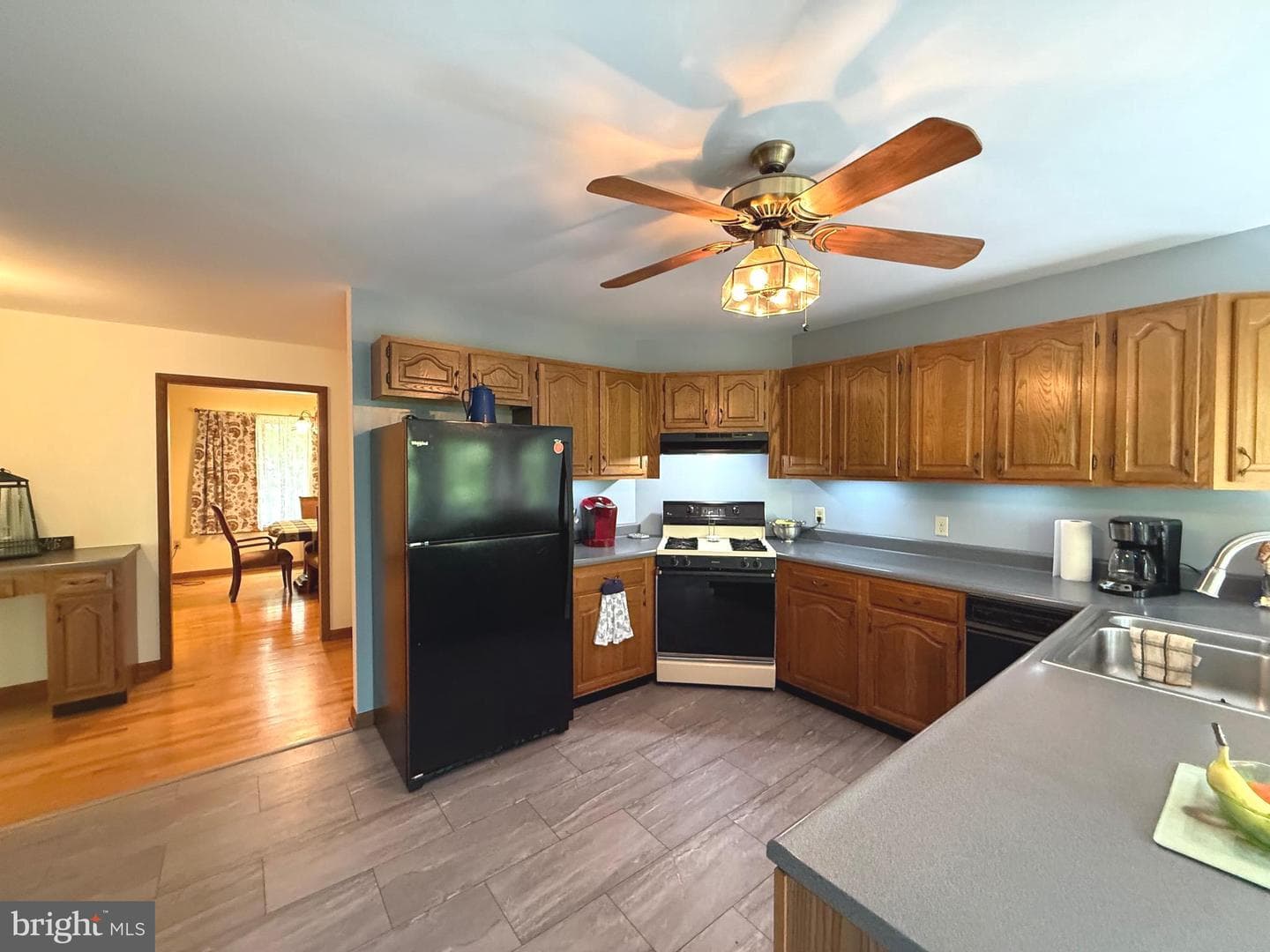 500 Maryvale Lane photo 25