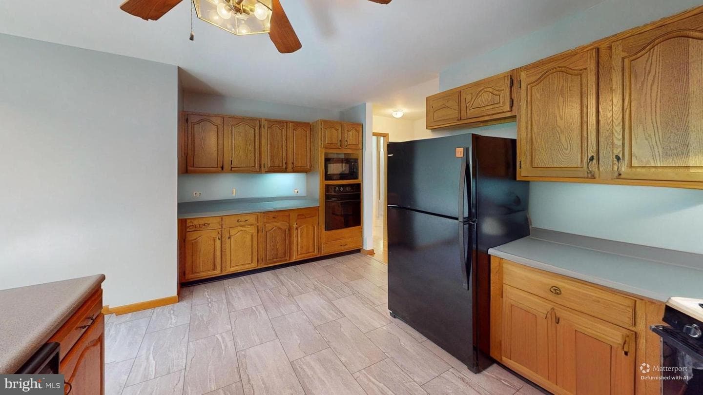 500 Maryvale Lane photo 27