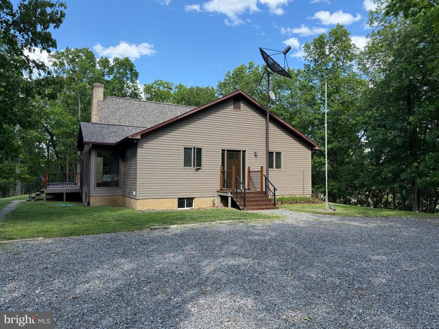 500 Maryvale Lane photo 4
