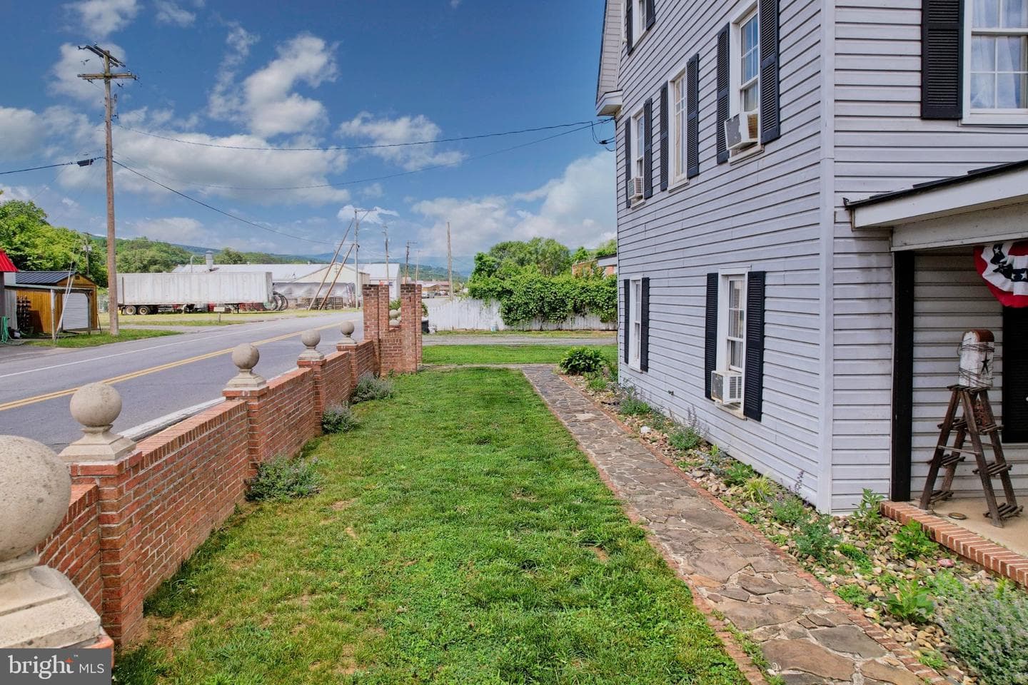 105 S Main Street S photo 64