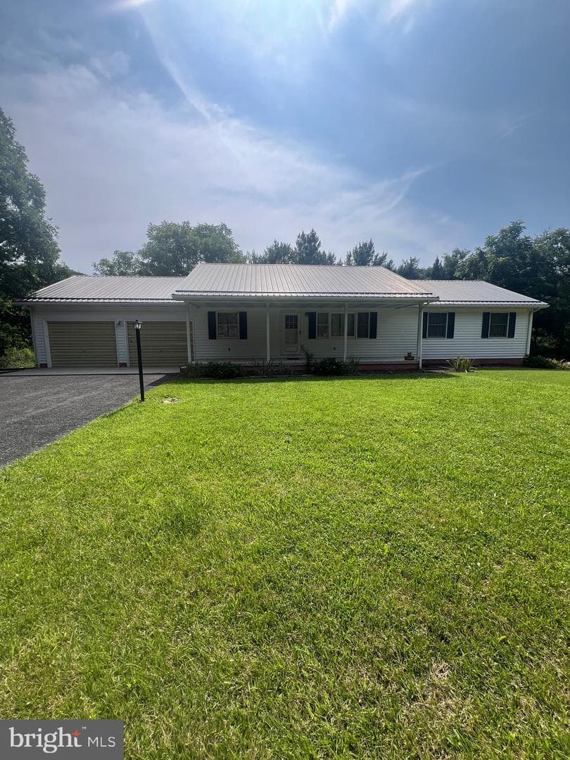 2266 Patterson Creek Road photo 1