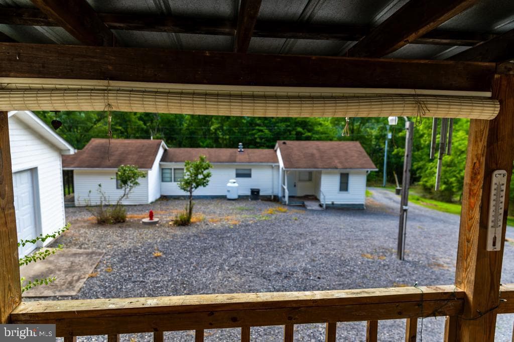 2152 Walnut Bottom Road photo 40