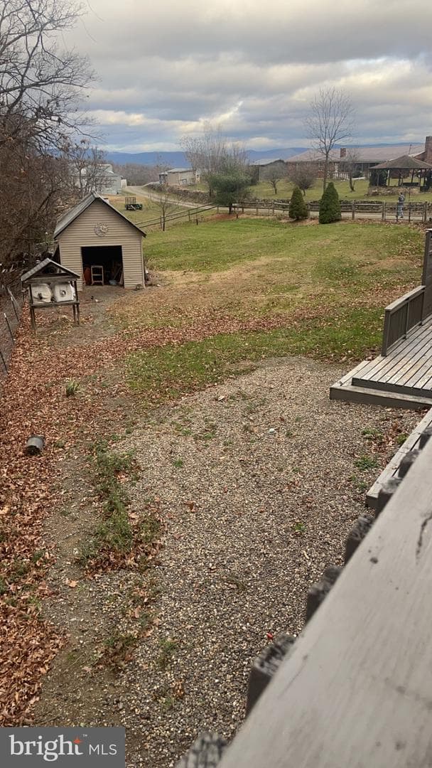 560 Frosty Hollow Rd photo 7