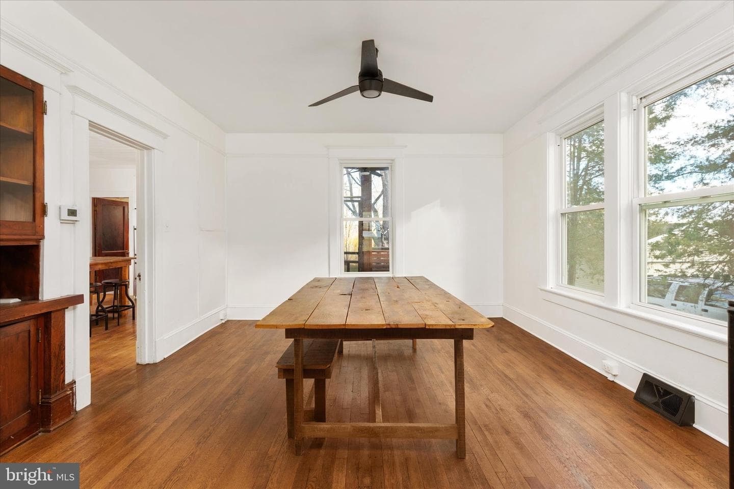130 Carpenters Avenue photo 22
