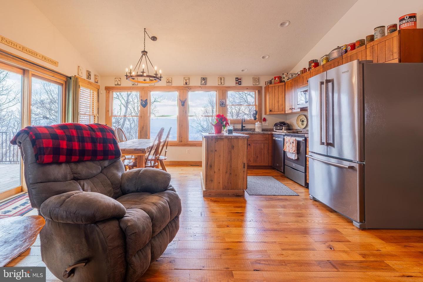 5268 Hutter Road photo 19
