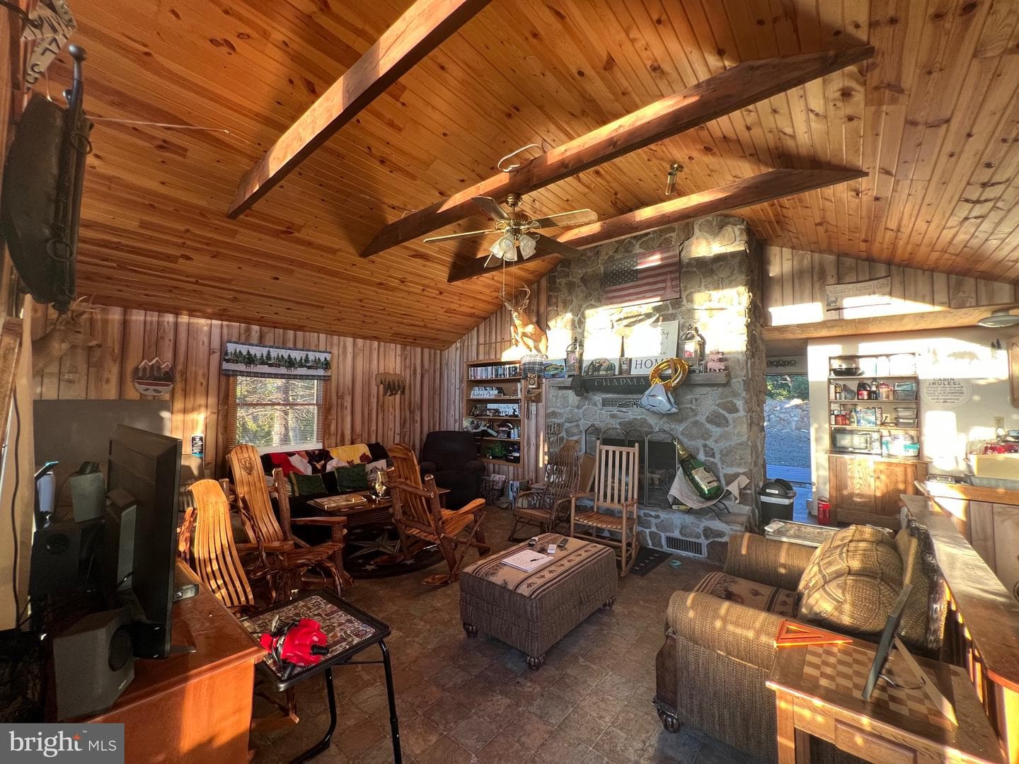 1604 High Knob Road photo 5