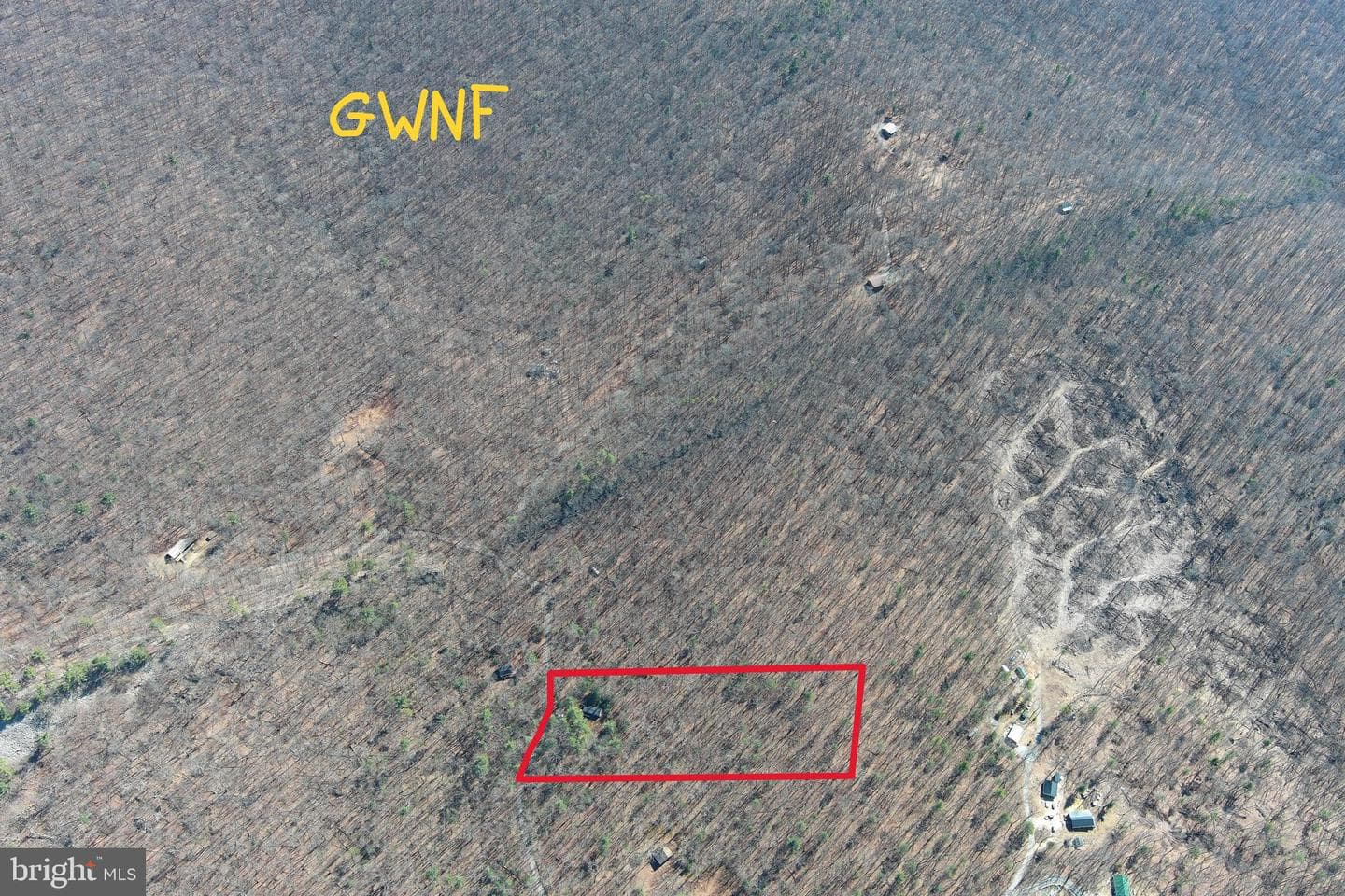 1080 Cove Mountain Road photo 2