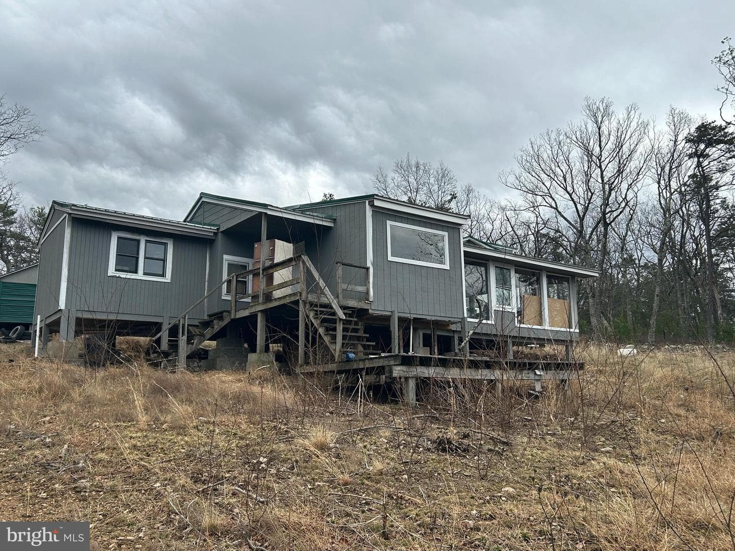 121 Scotch Pine Lane photo 4