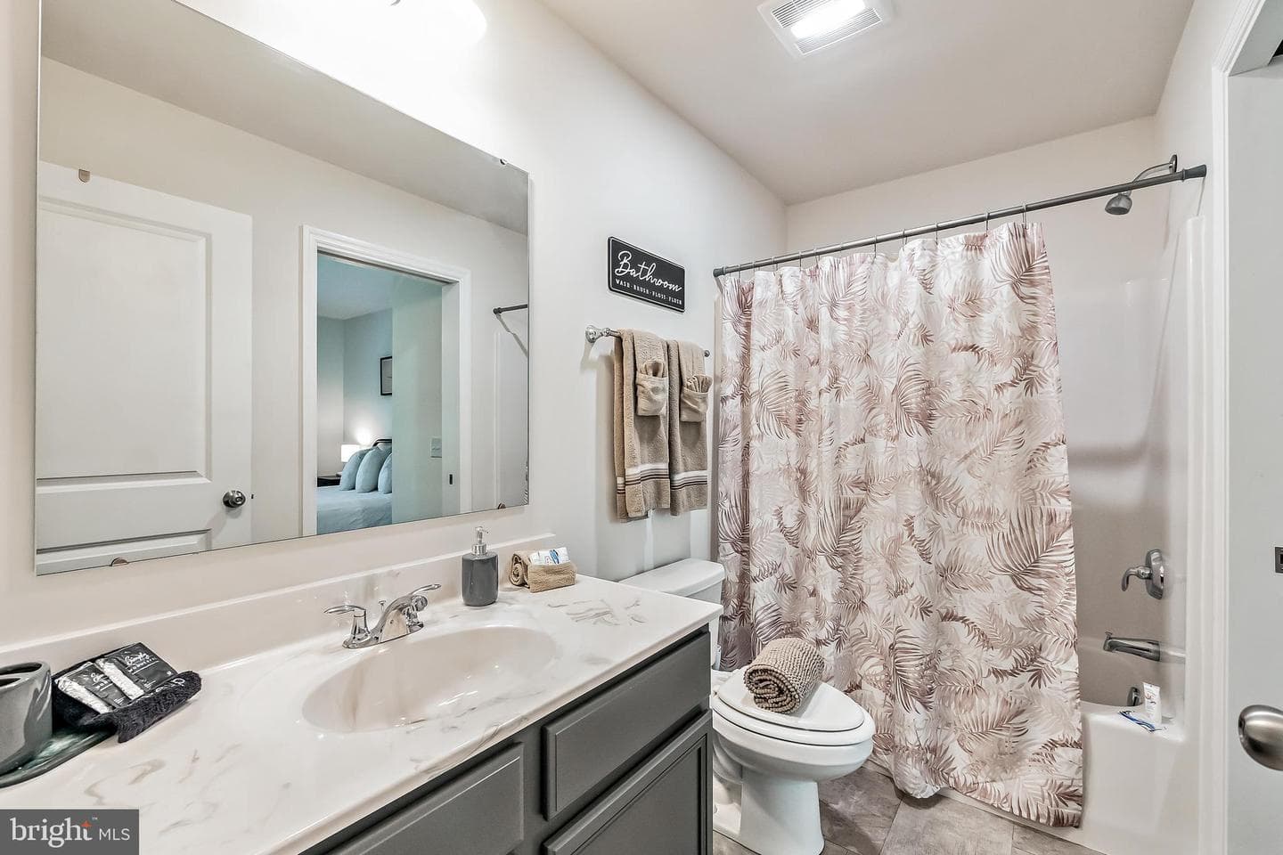 78 High Point Dr photo 28