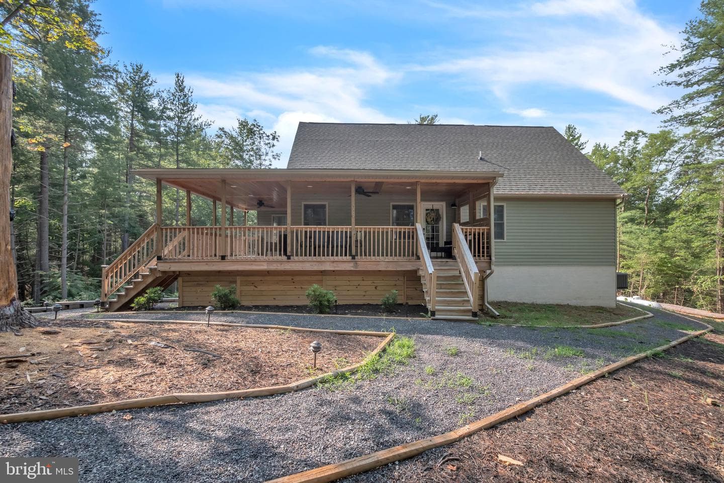 78 High Point Dr photo 4