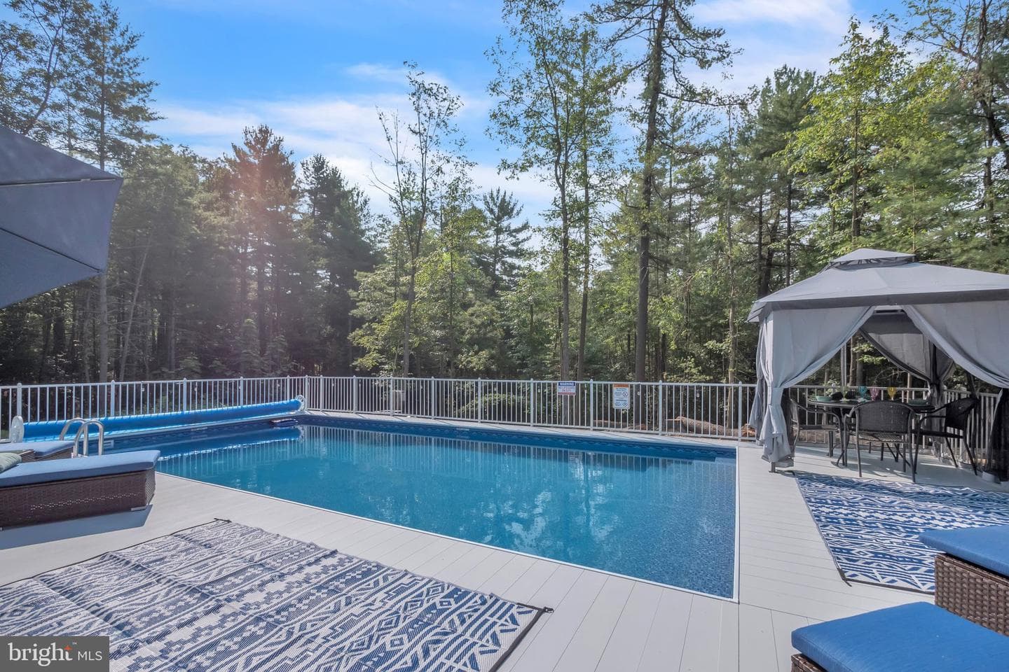 78 High Point Dr photo 48