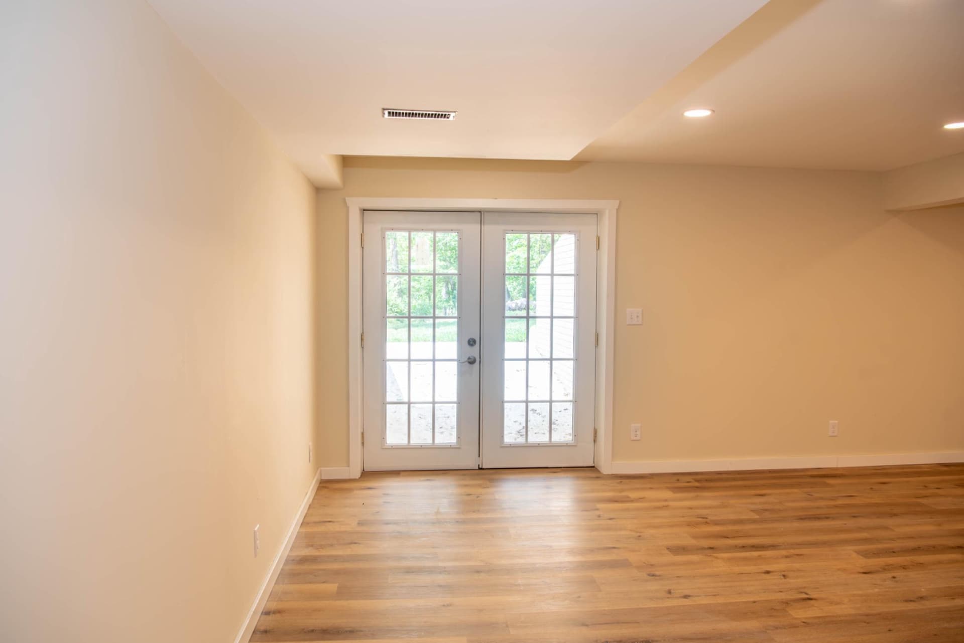 792 Forest Glen Drive photo 98
