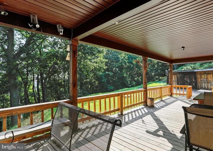 883 White Oak Crossing Road photo 4