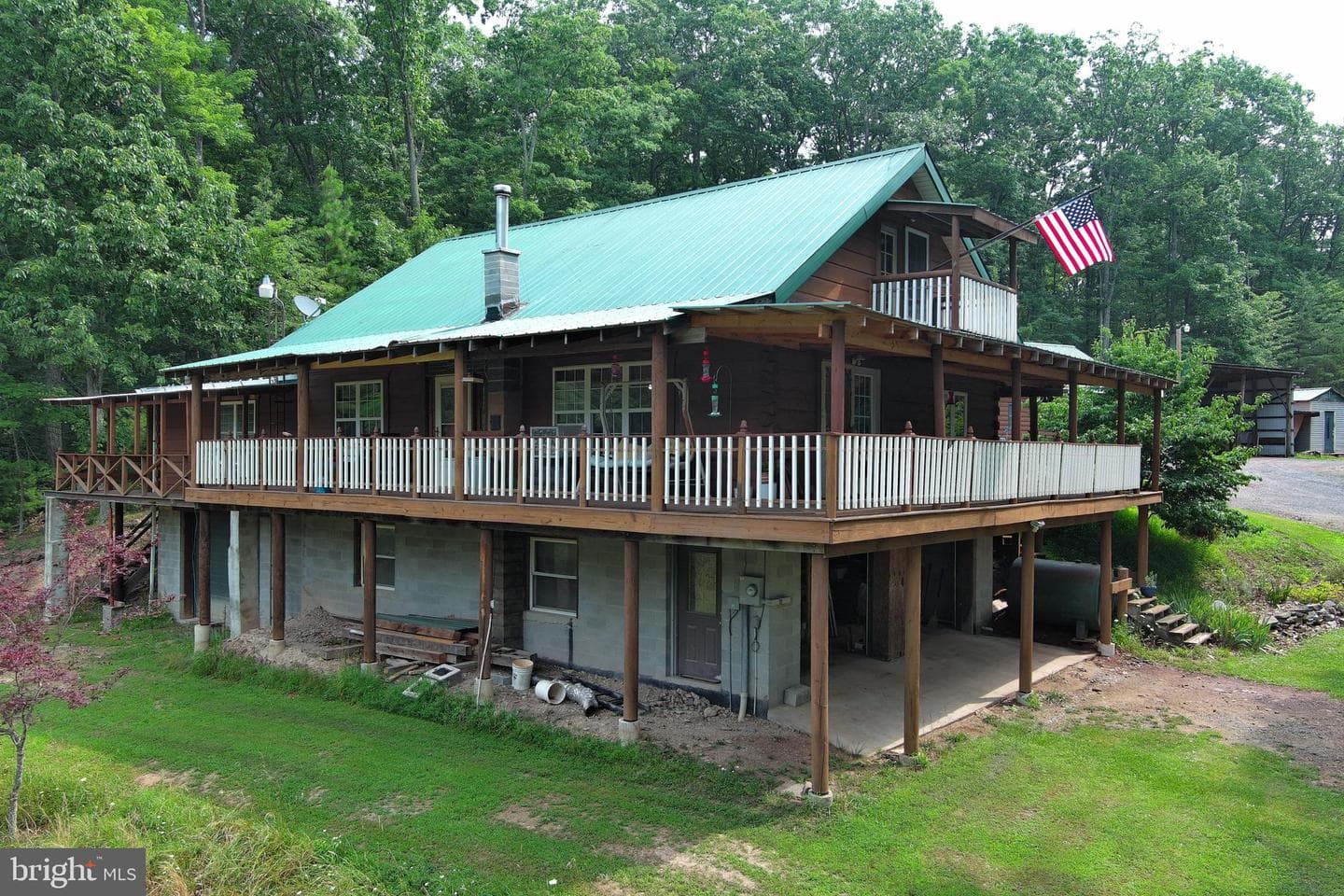 954 Rusty Lane photo 7