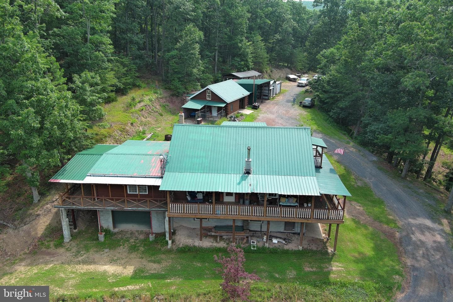 954 Rusty Lane photo 8