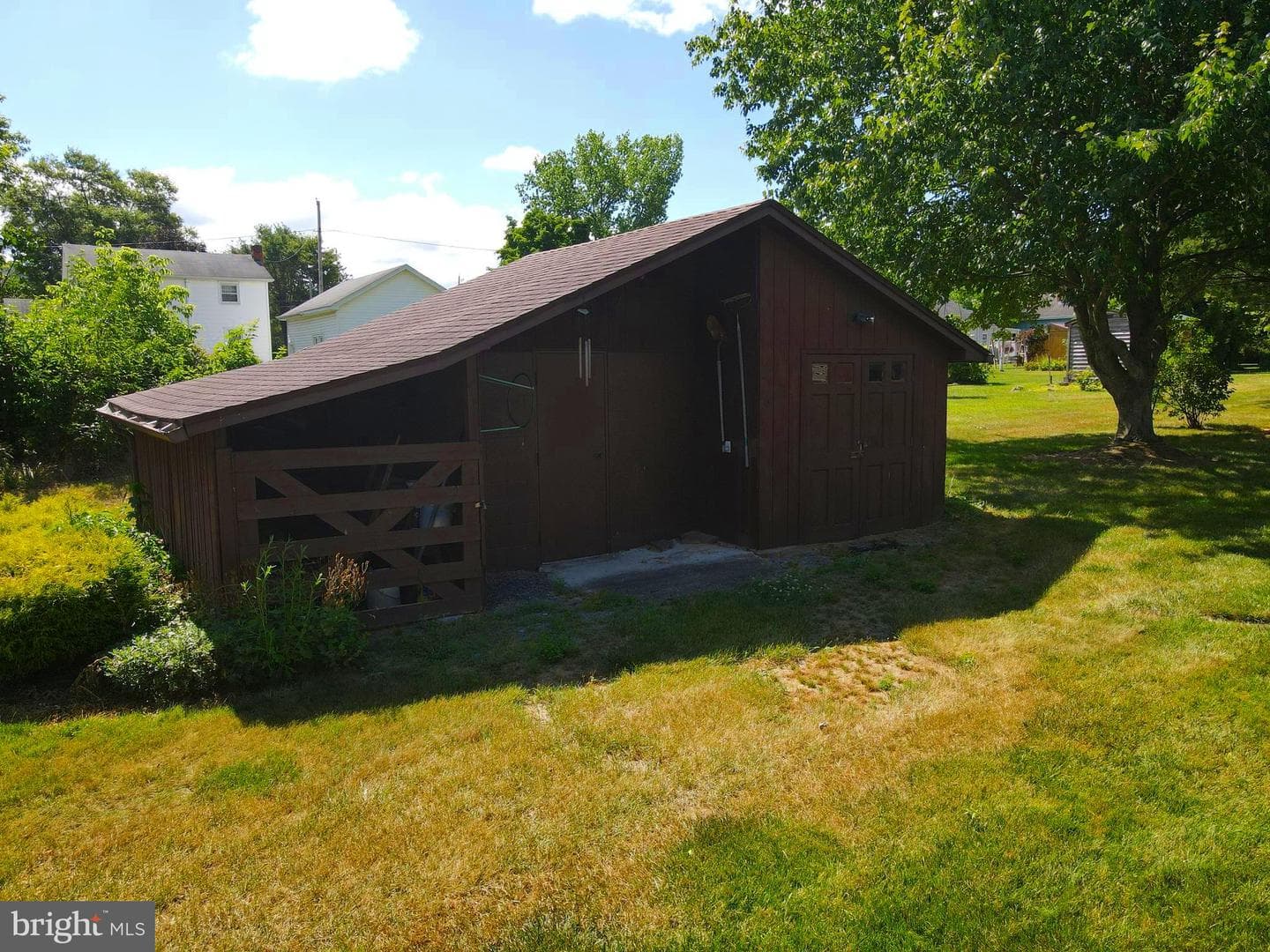 440 Center Avenue photo 43