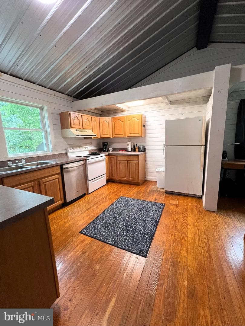 1202 Rushing River Road photo 4