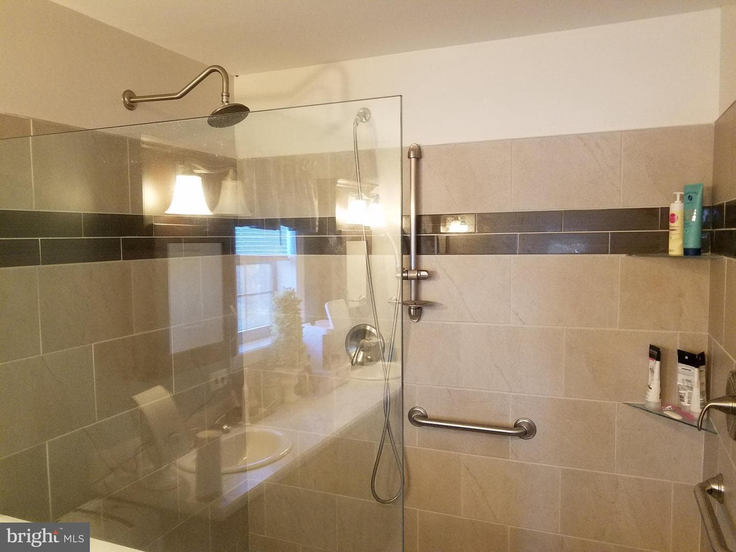 57 Redhaven Drive photo 68