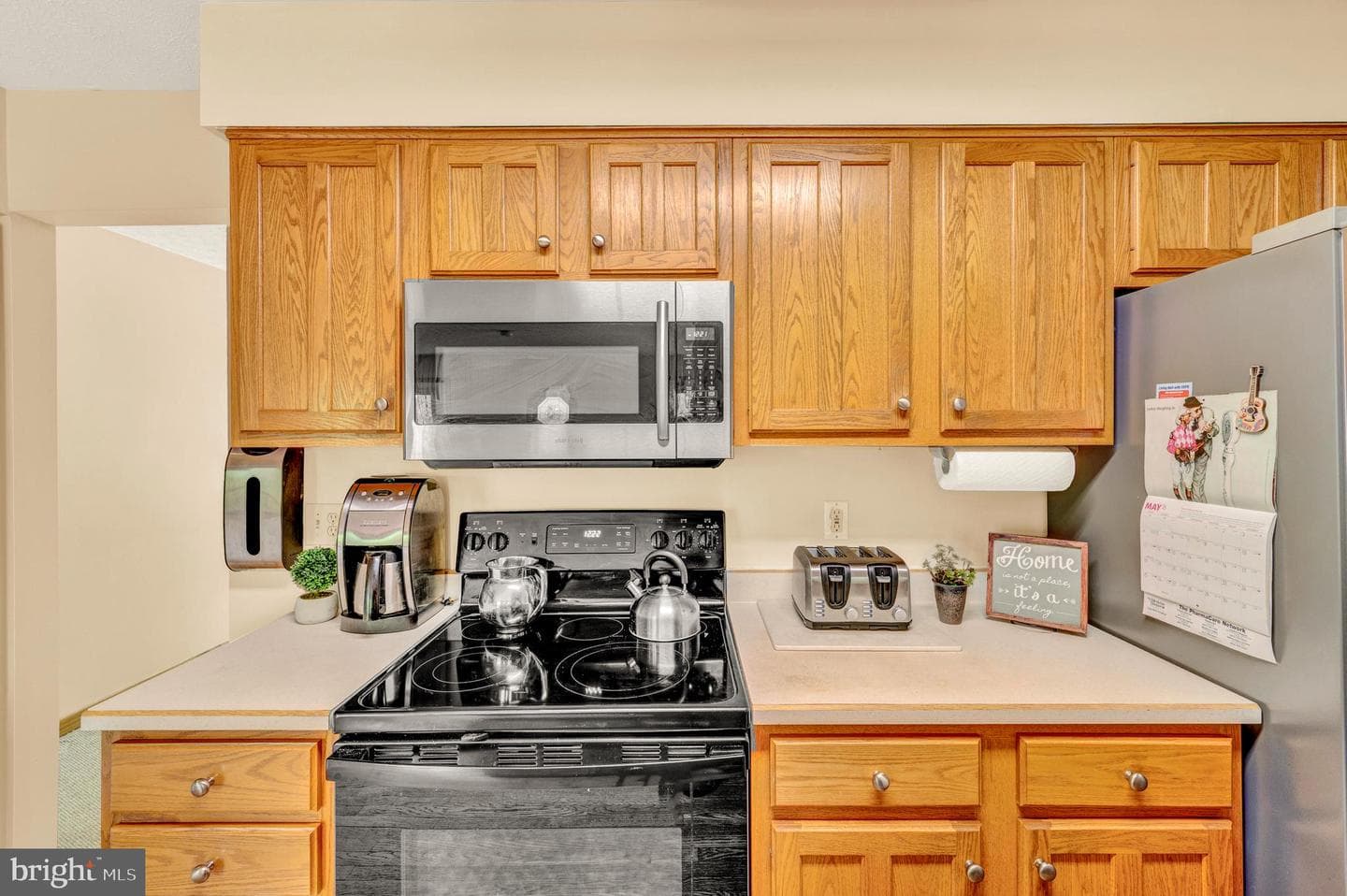 121 Pendragon Court photo 16