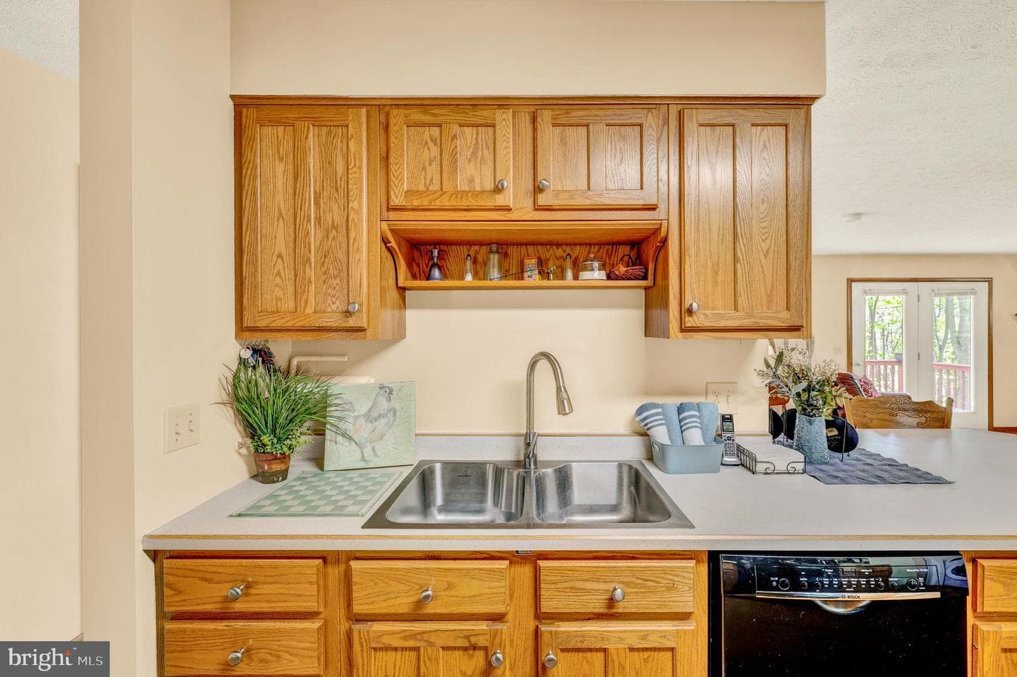 121 Pendragon Court photo 17