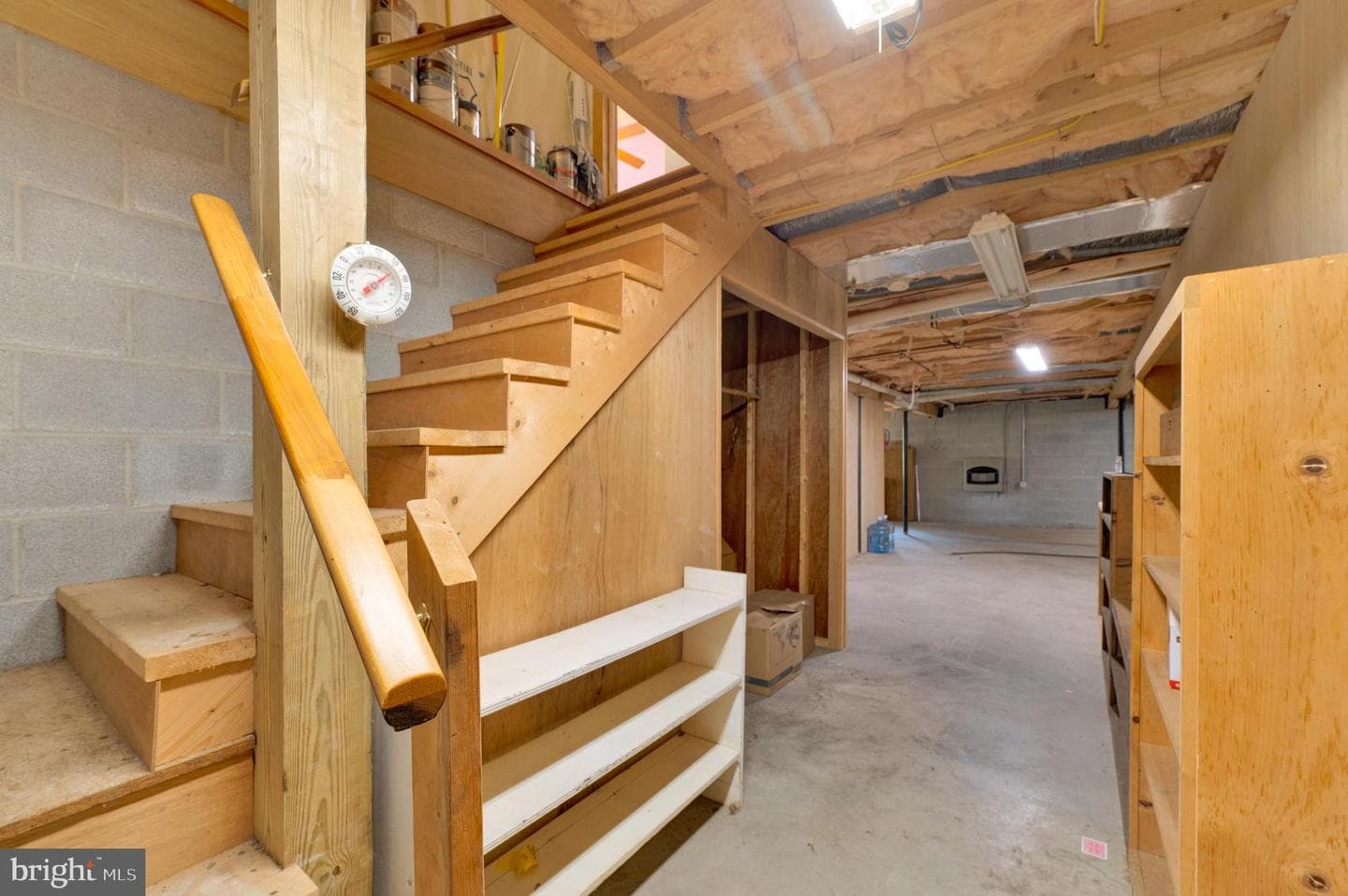 121 Pendragon Court photo 38