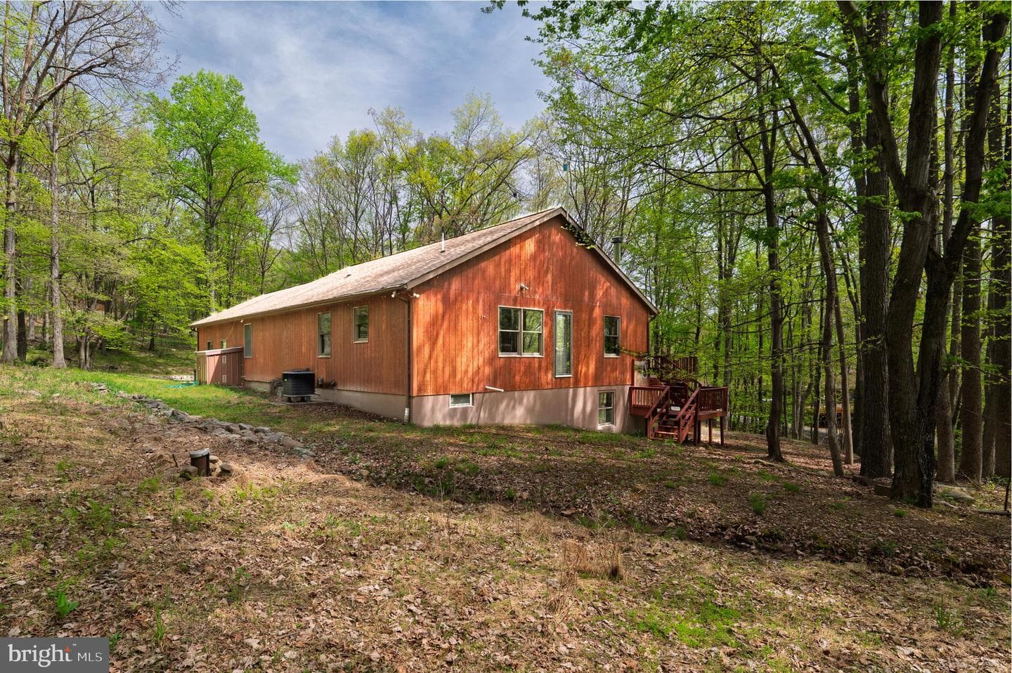 121 Pendragon Court photo 61