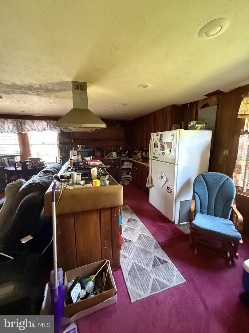 2098 Falls Road photo 4