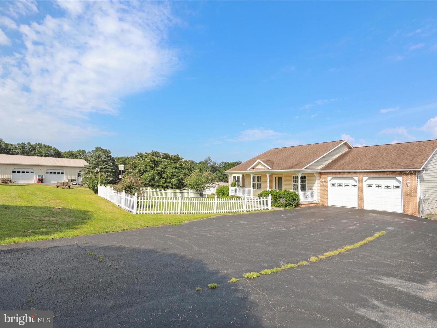 47 Perry Lane photo 40