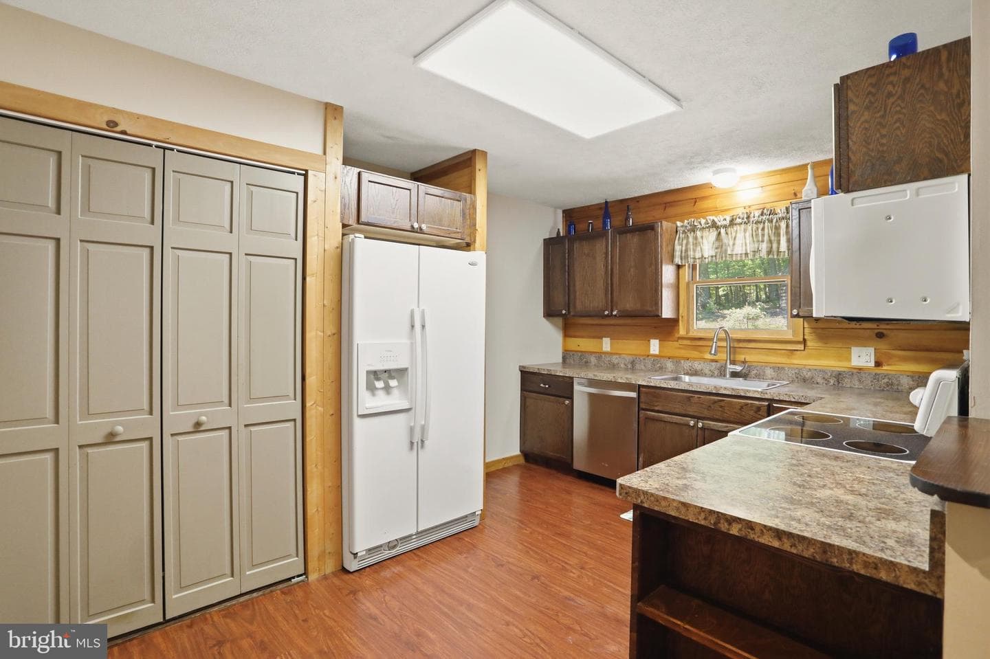 1400 Core Road photo 43
