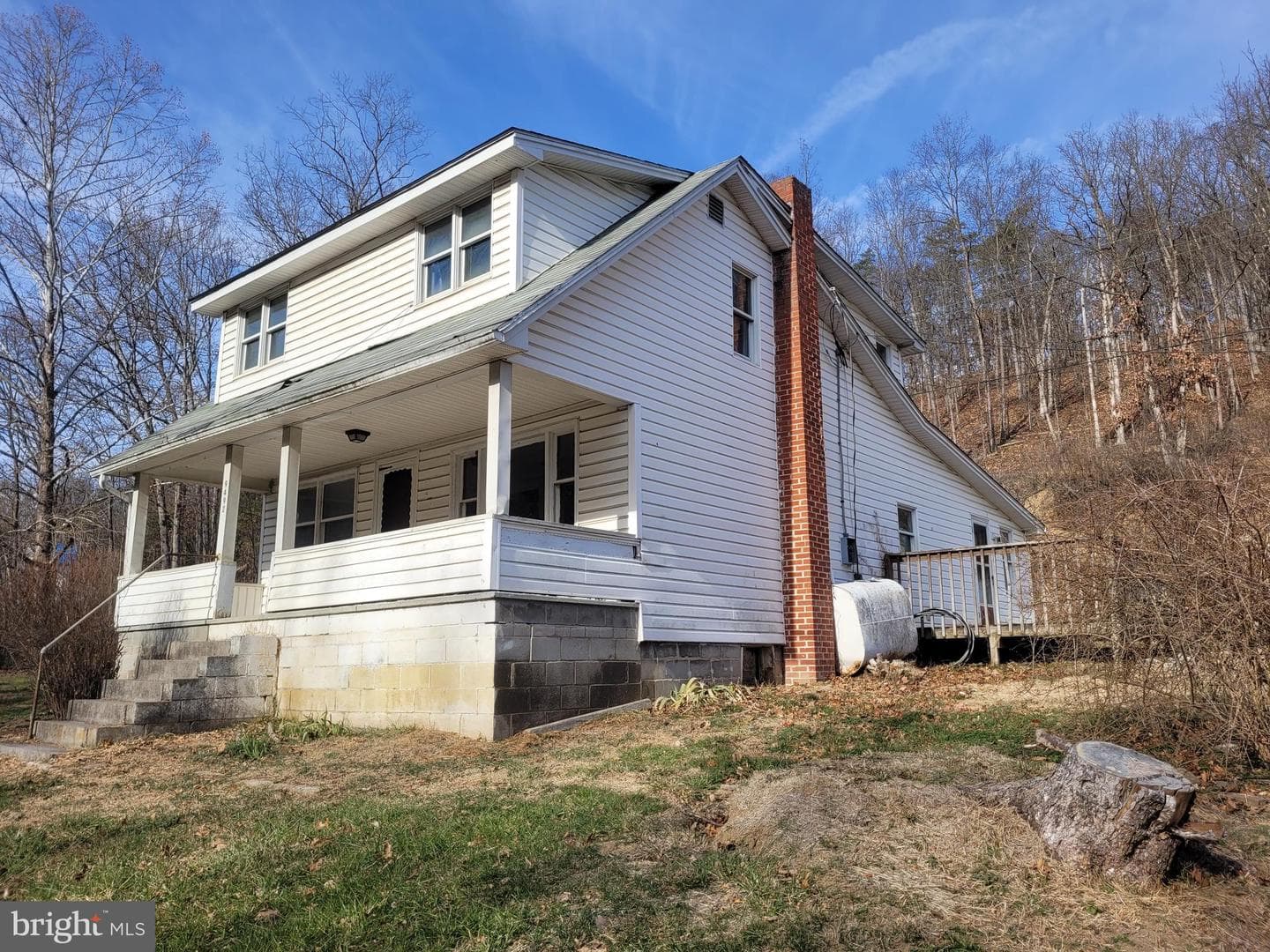 9492 Cumberland Road photo 2