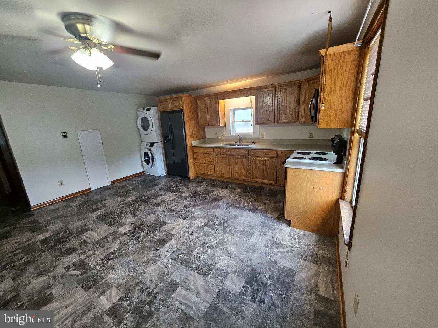 449 Harmison Lane photo 21