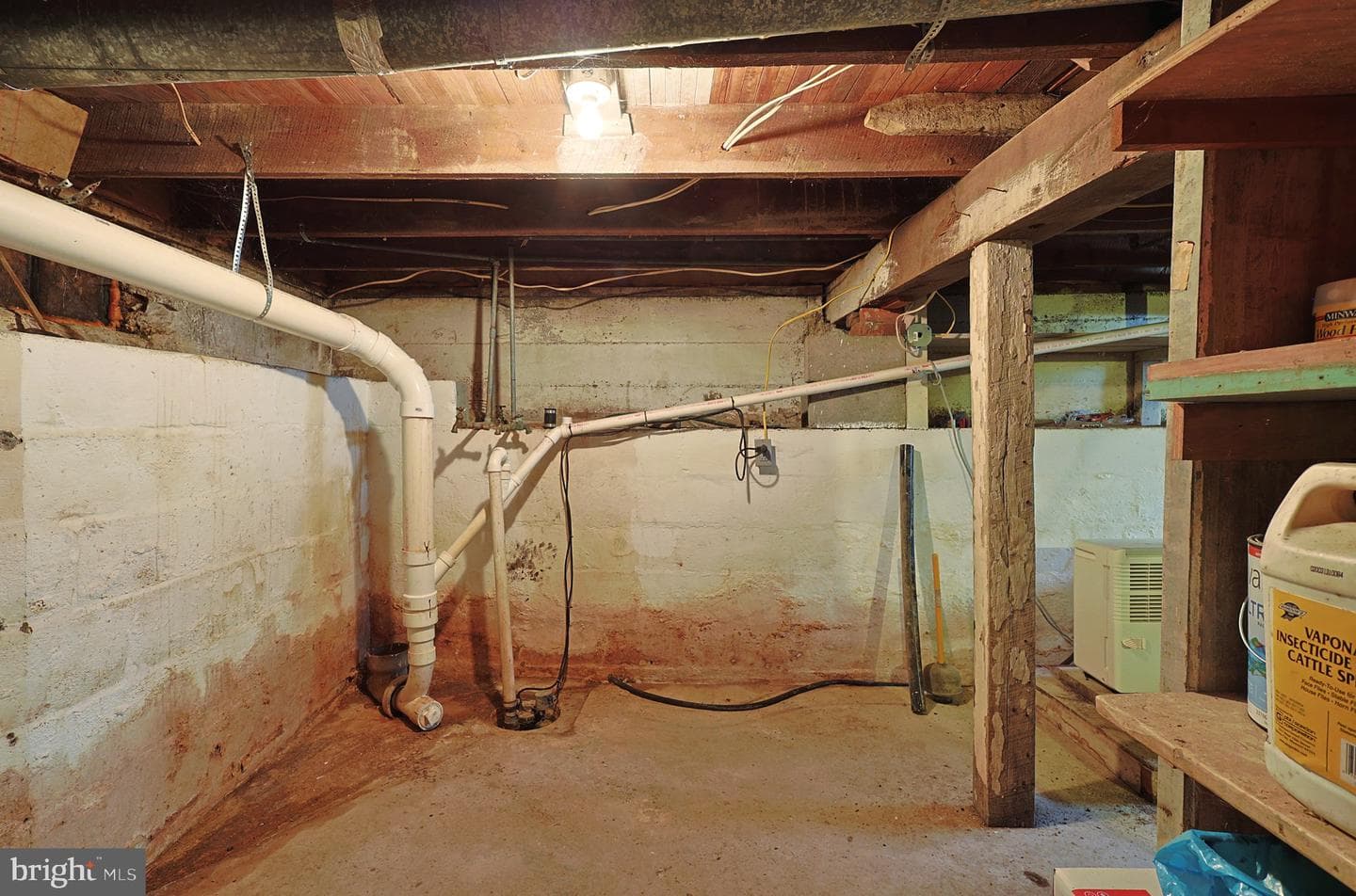715 Charles Street photo 33