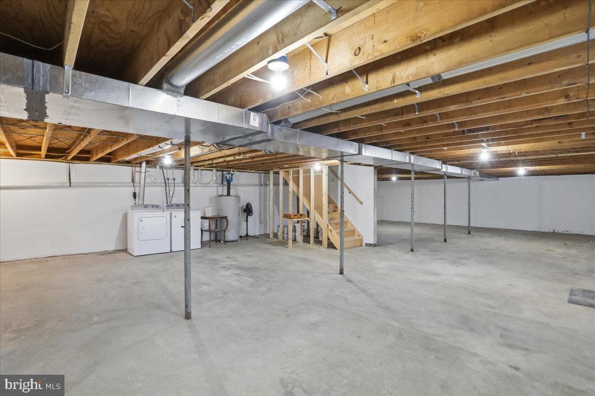 80 N Fairfax Street photo 28