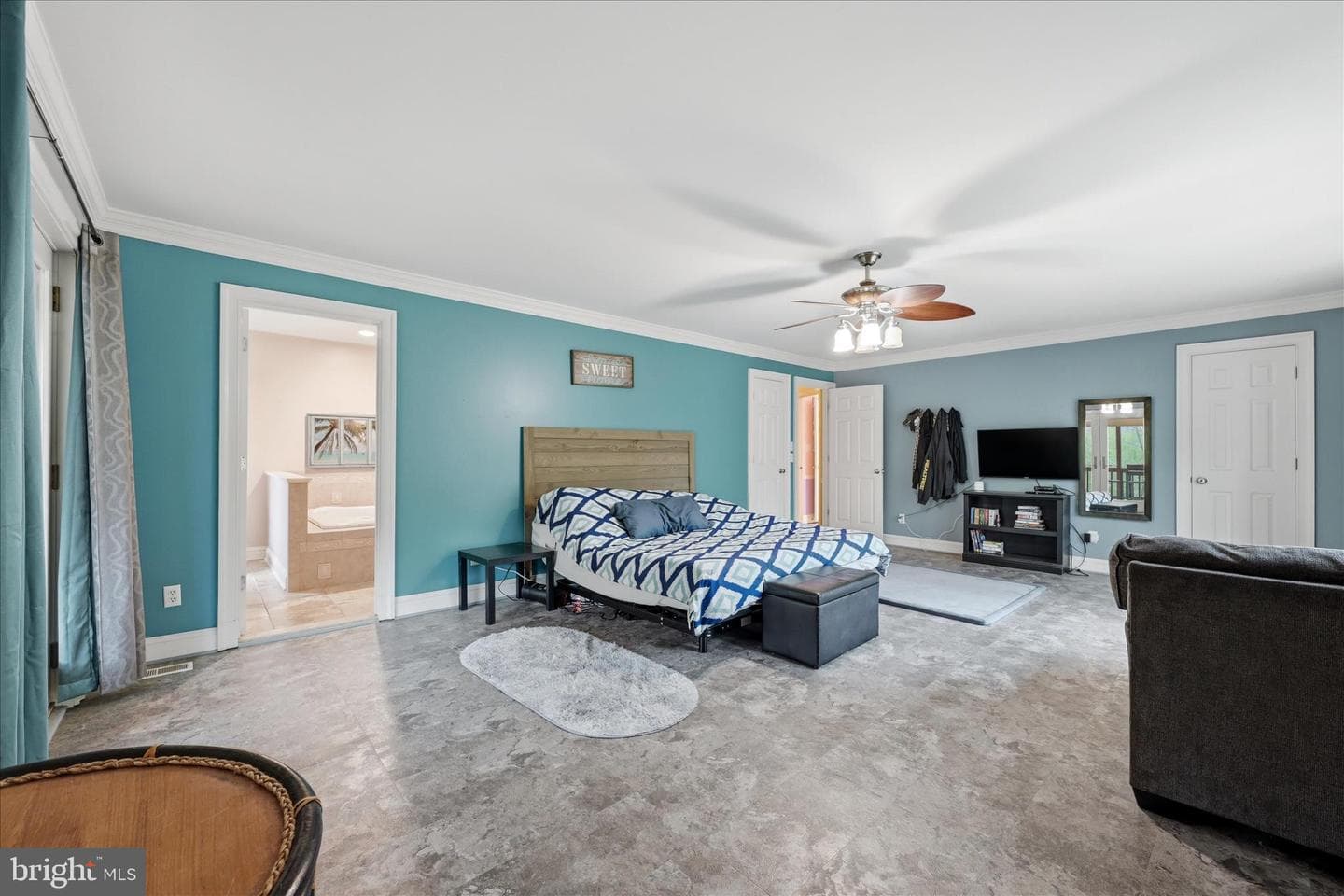 783 Ritters Valley Drive photo 22