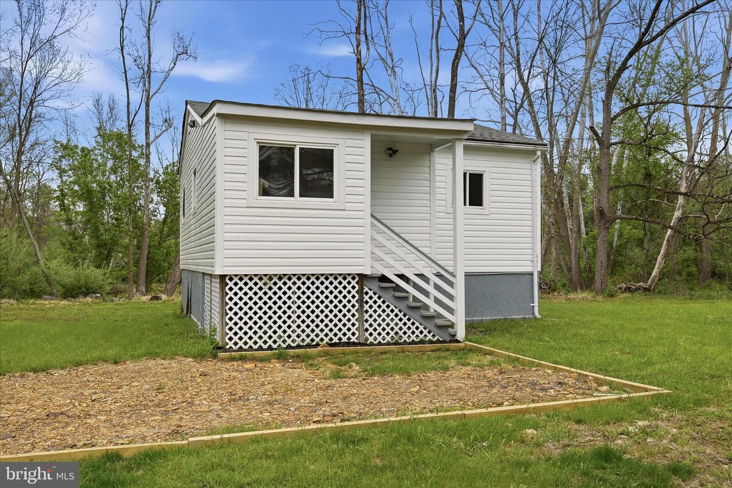 216 Cedar River Ln photo 2