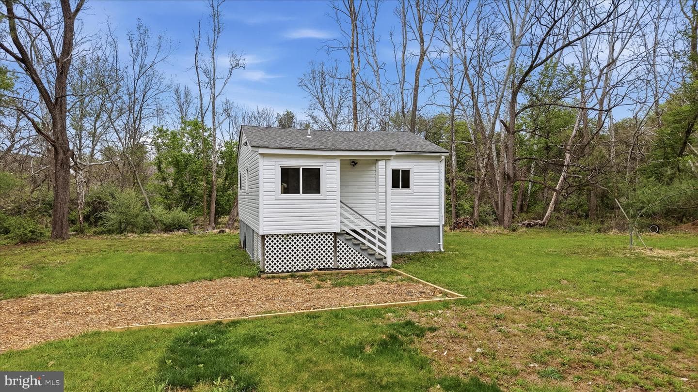 216 Cedar River Ln photo 32